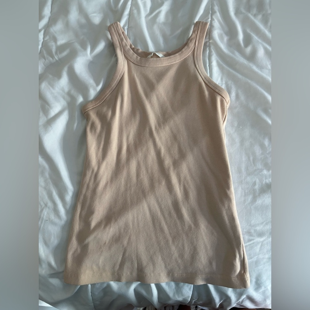 Pink tank top